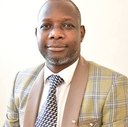 Menard Kamfoloma